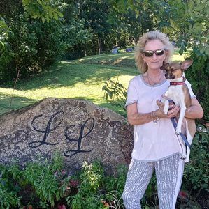 Meet your Posher, Annette